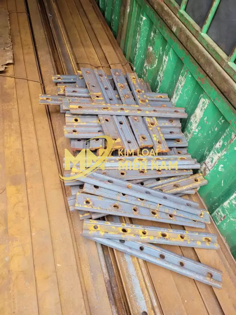 Lập Lách Nối Ray P38