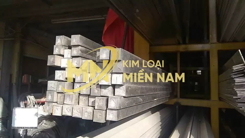 Thép vuông đặc chuốt bóng