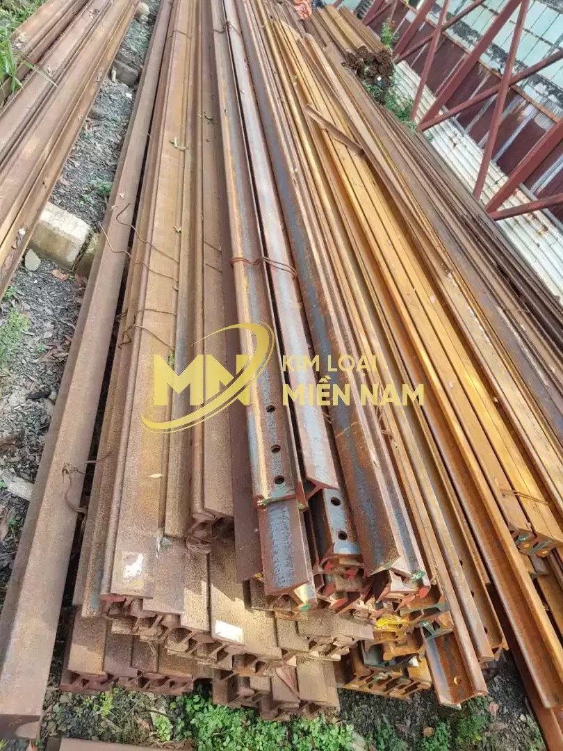 Thép ray mác thép Q235